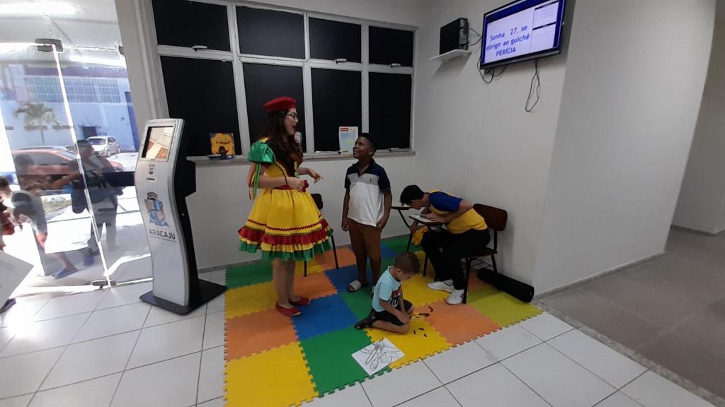 Pessoas com Transtorno do Espectro Autista (TEA) podem solicitar Passe Livre e Cartão de Estacionamento na SMTT - SMTT Aracaju